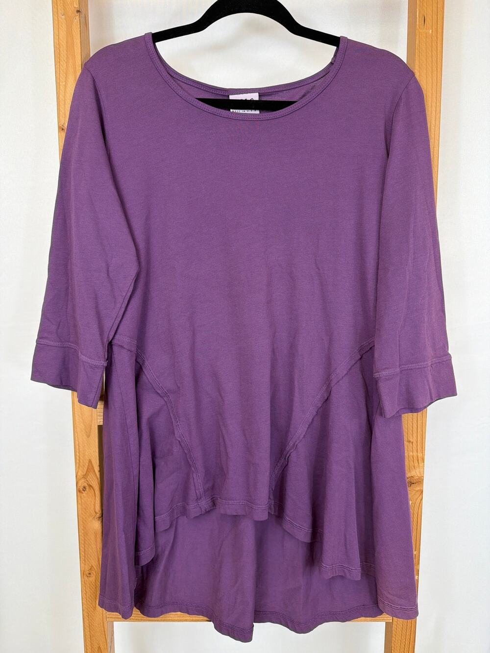 NWT CMC Color Me Cotton Purple Scoop Neck 3/4 Sleeve Hi-Low Tunic Top Small USA
